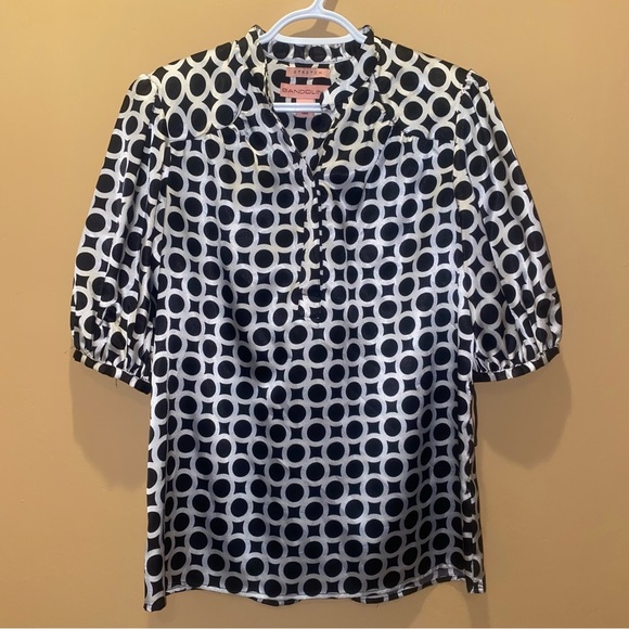 BANDOLINO Geometric Circle Design Black White Silk Blouse Top Shirt - Picture 7 of 7